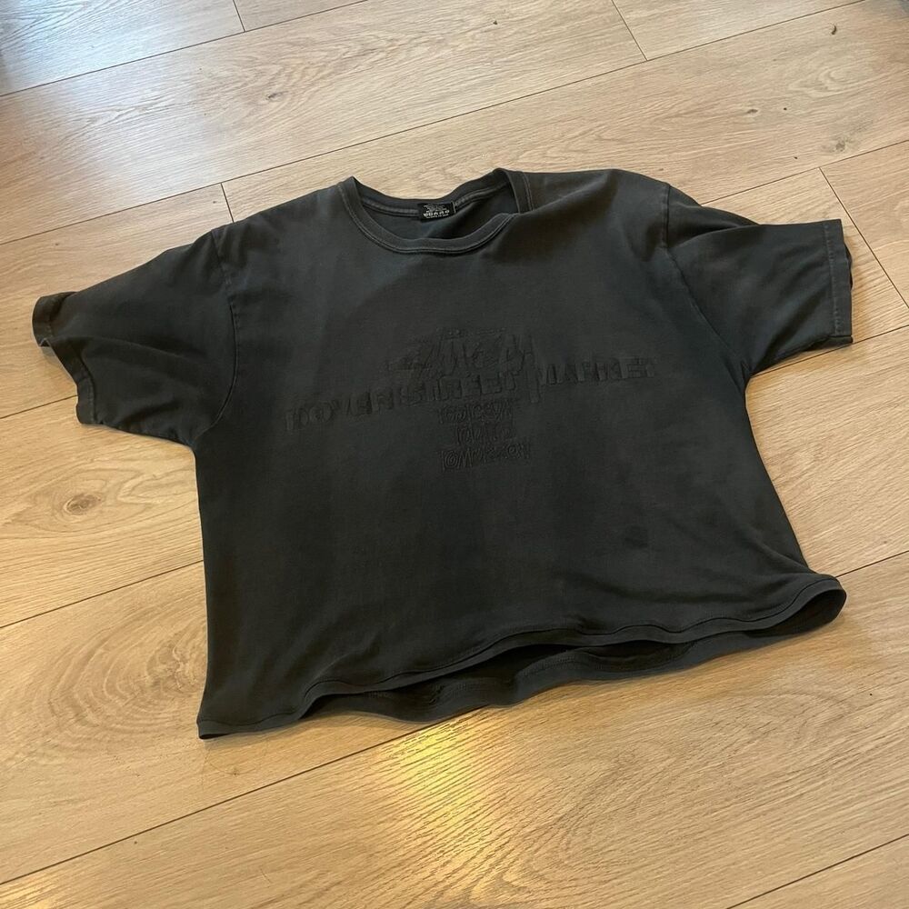 Stussy Men's Grey and Black T-shirt